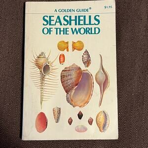 Seashells of the World A Golden Guide Paperback 1962 Illustrated Full Color